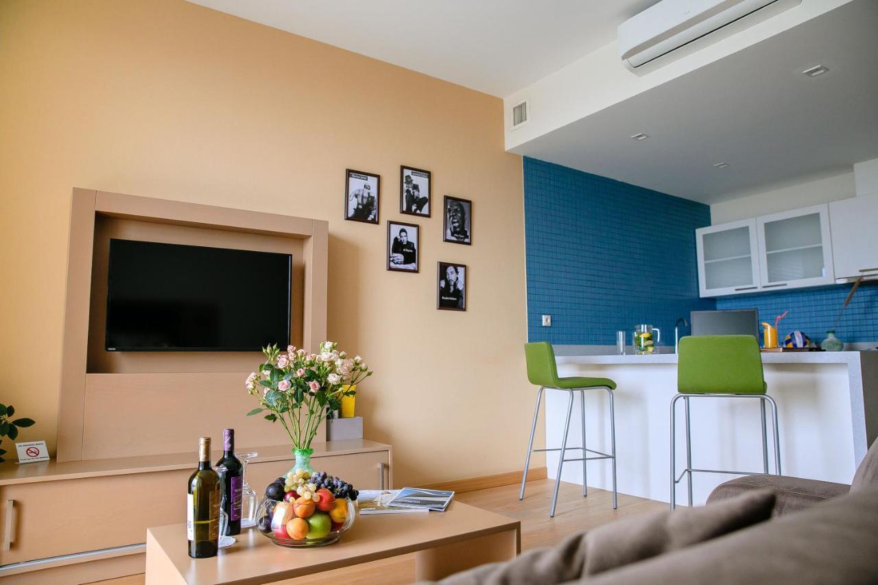 Homebridge Hotel Apartments Baku Exterior photo