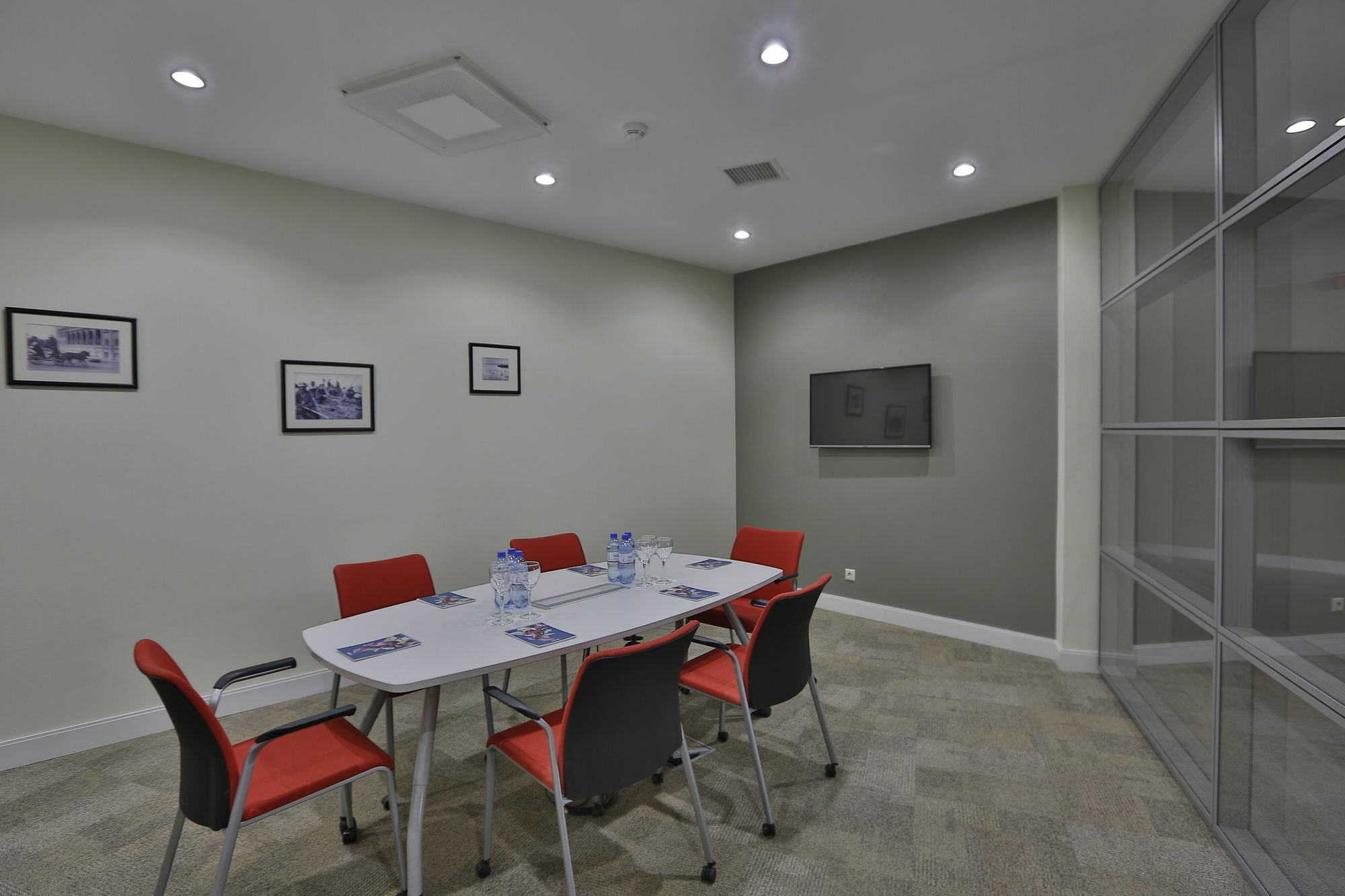 Homebridge Hotel Apartments Baku Exterior photo