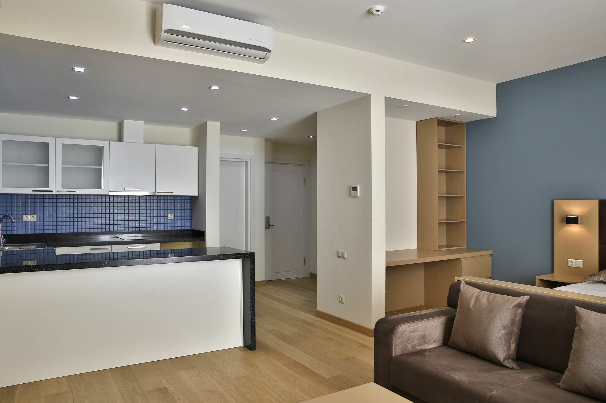 Homebridge Hotel Apartments Baku Exterior photo