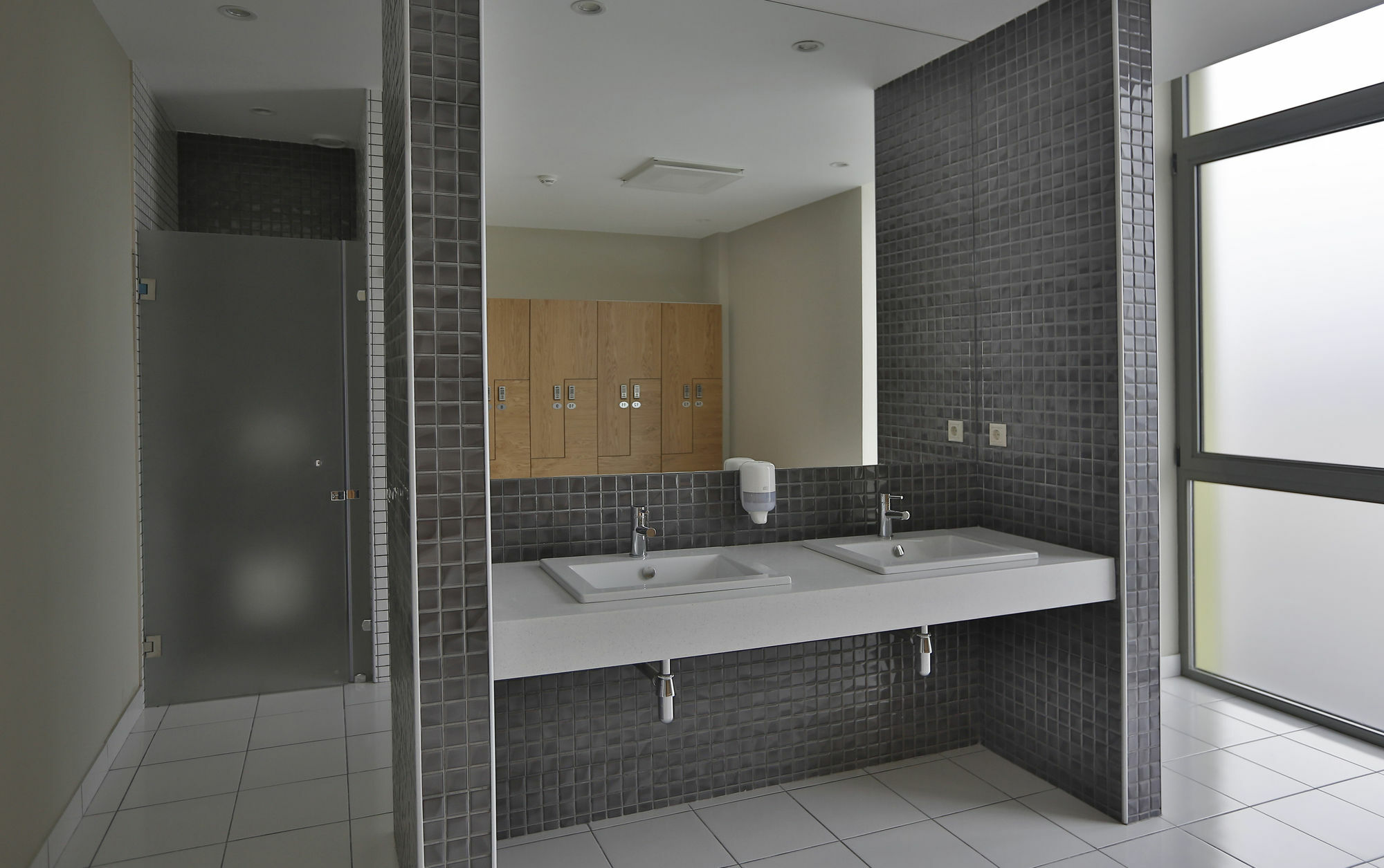 Homebridge Hotel Apartments Baku Exterior photo